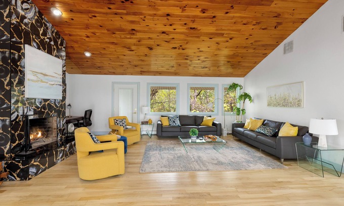 Monroe House | Elegant and spacious home with sauna and heated pool