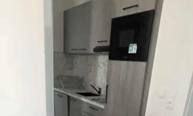 Suresnes Apartment | Elegant Appt - 2BDR/6P - Near Paris & La Défense