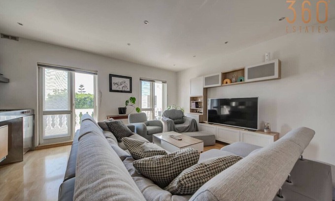 Naxxar Apartment | Elegant & cosy 3BR home in peaceful area of Naxxar