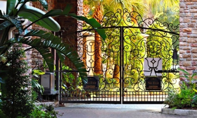 Uptown Apartment | Elegant Cozy Luxury Lives Here, steps away from the Galleria Mall. Best Location