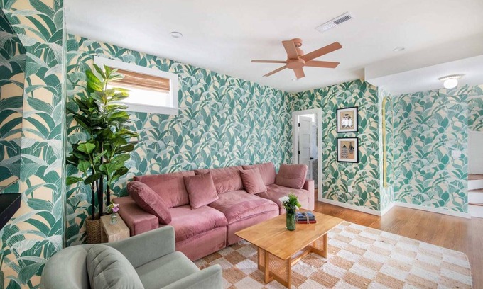 Cannonborough Elliotborough House | Elegant Downtown Charleston - 2 Bedroom/2 Bath