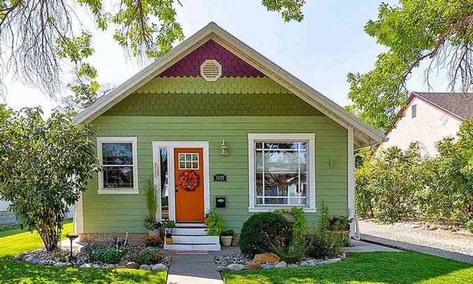 Grand Junction House | Elegant Downtown 'Sunshine Cottage'