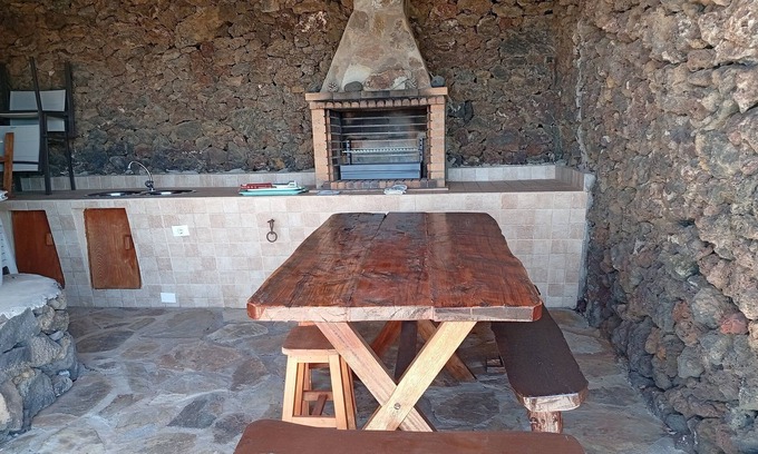 Taibique Ski Chalet | Elegant Island Stay with BBQ in Hierro