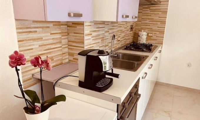 Zona LIII Tomba di Nerone Apartment | Elegant Loft in North Rome