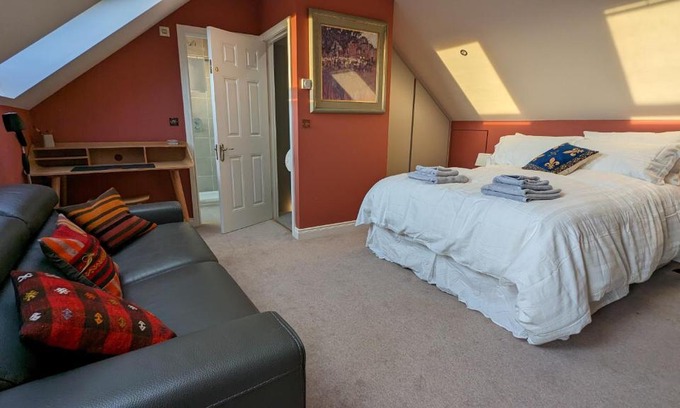Maynooth Bed & Breakfast | Elegant Relaxed Studio