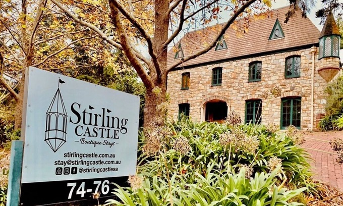 Stirling Other | Elegant Stirling Castle Retreat 4 beds, 4 bathrooms, 200m to Stirling Hotel