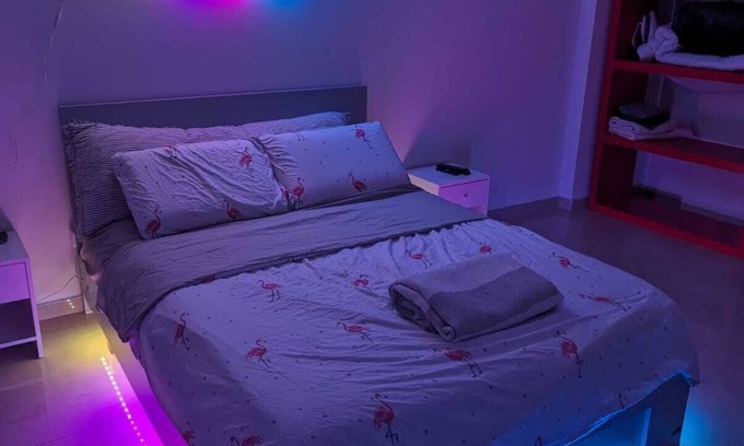 Atlit Apartment | Elegant Studio with Garden, Fast Fiber Wi-Fi, 3 Minute Drive to Beach, Netflix
