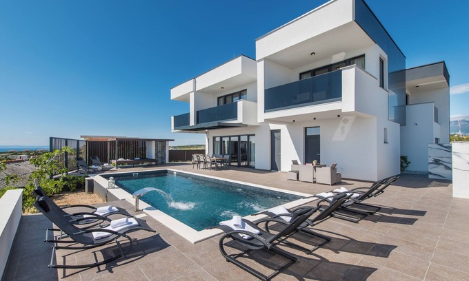 Gajac Villa | Elegant Villa Luna with Private Heated Pool