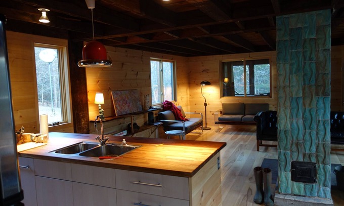 Chesterfield Cabin | Elegant Wilderness Cabin 12 Miles From Northampton