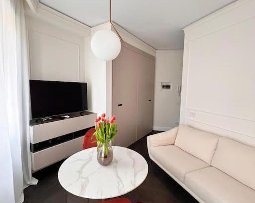 Zona Solari Apartment | Elegante appartamento in zona Tortona-Solari