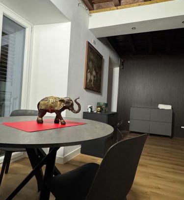 Rome City Centre House | Elephant Parliament Apt