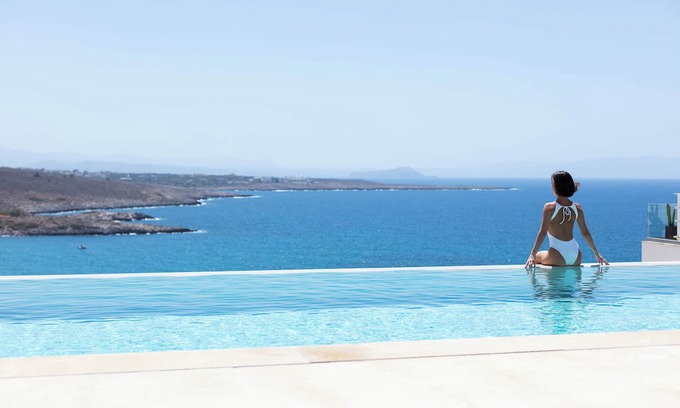 Chorafakia Villa | Elevate your Seascape: Infinity Blue, 250m from a Sandy Beach by etouri