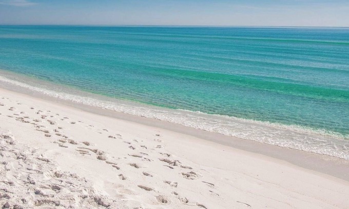 Ono Island House | Elevate Your Vacation! Go Beyond The Ordinary At Lost Key! 4 BR 4 BA Villa