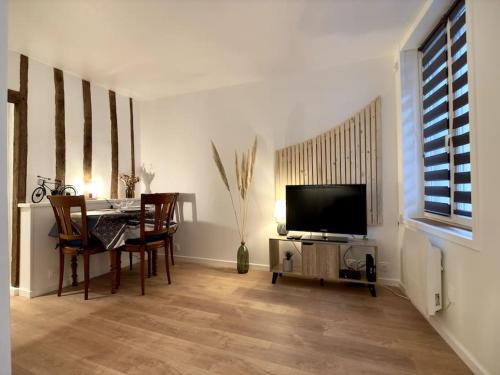 Centre Ville Rive Gauche Apartment | Elfeuf centre - Chez Maxime