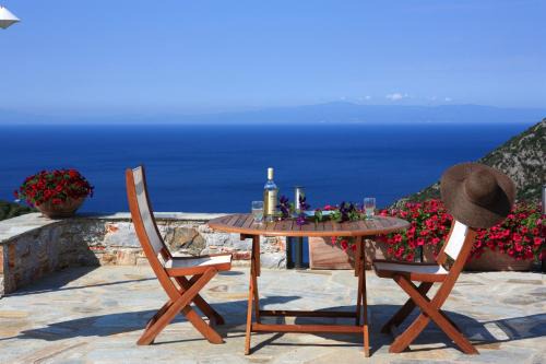 Skopelos Villa | Elies Houses