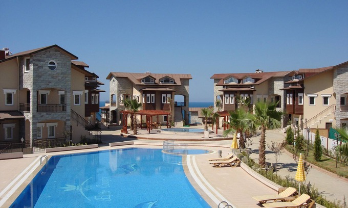 Avsallar House | Elite Country Club Duplex Suite