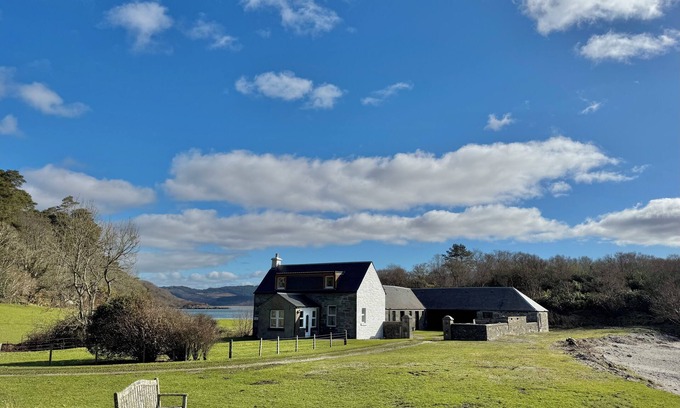 Lochgilphead House | Ellary Farmhouse - Situated Between 2 Beaches - Loch Views & Courtyard