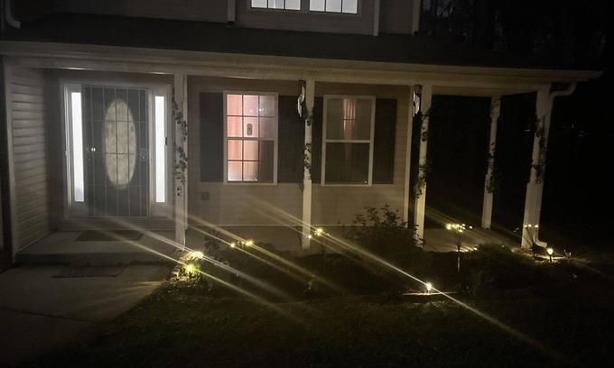 Ellenwood House | Ellenwood Ga Beautiful 4 bedroom-house pet kid welcome fun house 20 min Atlanta
