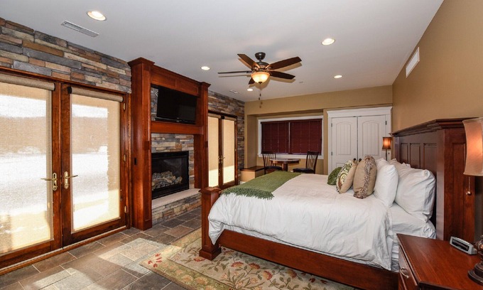 Ellicottville Villa | EllicottVillas - Enjoy the best for your weekend getaway!
