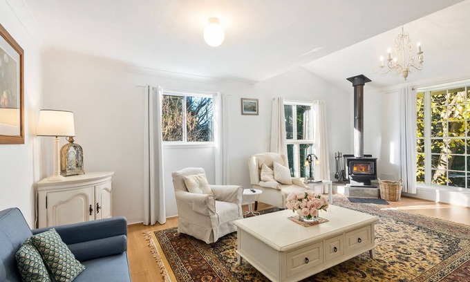 Moss Vale House | Elm Cottage, Moss Vale, Southern Highlands