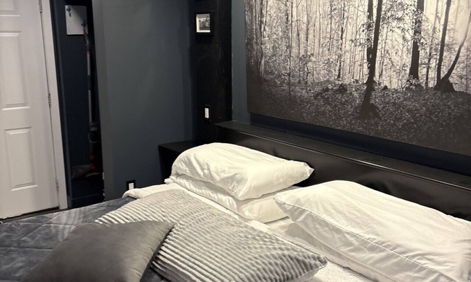 Elora Apartment | Elora Gingersnap rental
