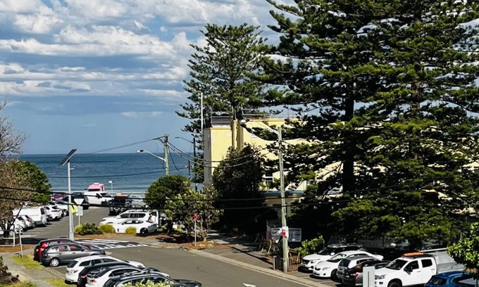 Sydney Apartment | Eloura Gardens 100m to the Beach