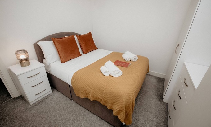 Uxbridge South Apartment | Elthorne Luxury Apartments EL2