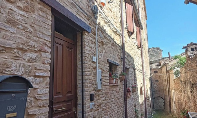 Serra San Quirico House | Elvira House