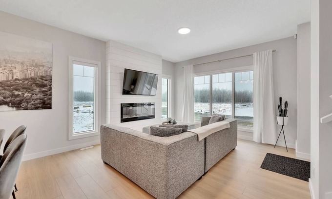 Division No. 11 House | Emerald -3BR Home | Prime Location | Spruce Grove