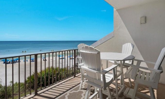 Seagrove Beach House | Emerald Hill 6