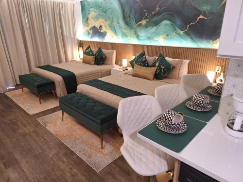 Florida Center Apartment | Emerald Luxe Lakeview 6 min to EPIC Universe