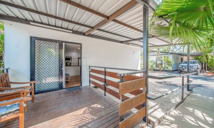 Emerald Apartment | Emerald Motel Apartments