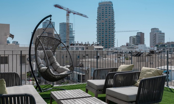 Tel Aviv Apartment | Emilia TLV