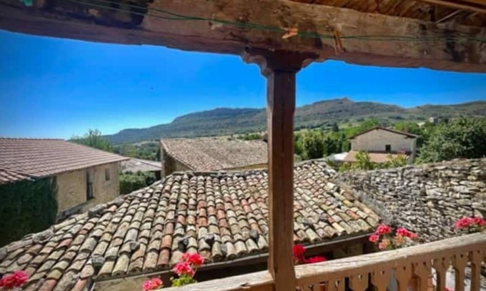 Vallejo de Sotoscueva House | Encantadora Casa de Pueblo
