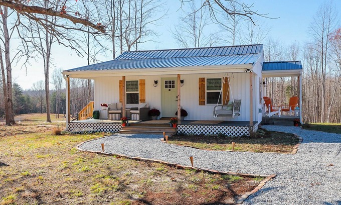 Rice Cottage | Enchanting 2 Bedroom Cottage, The Fox Den, 258 Acres, Farmville, VA