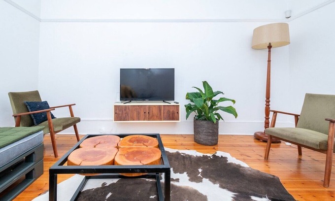Rosebank House | Enchanting Abode in Rosebank