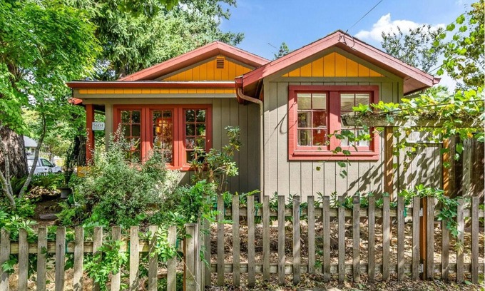 Woodstock House | Enchanting Cottage in Woodstock