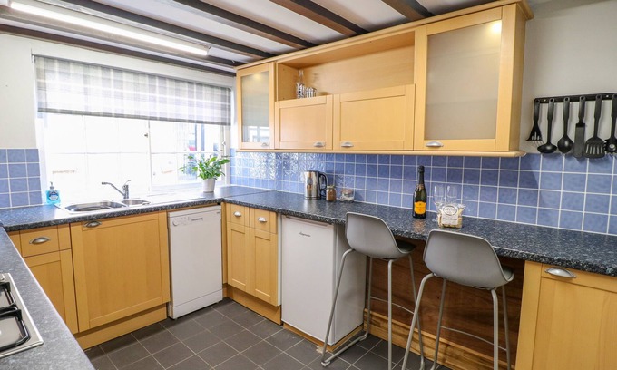 Ashbourne Cottage | End Cottage