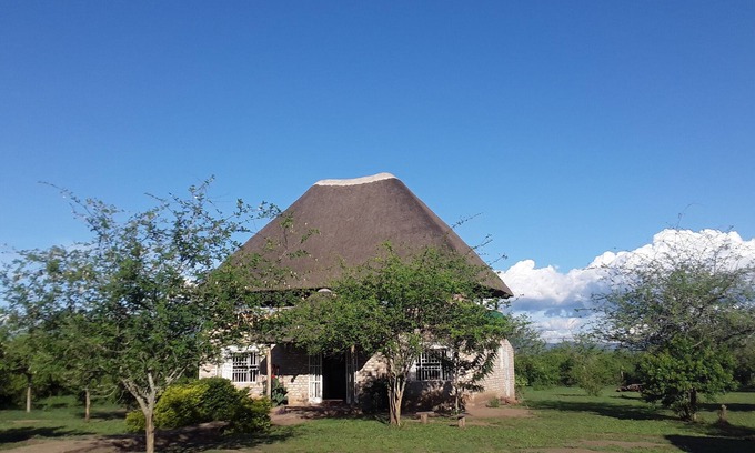 Kasese Cabin | Engiri Game Lodge and Campsite