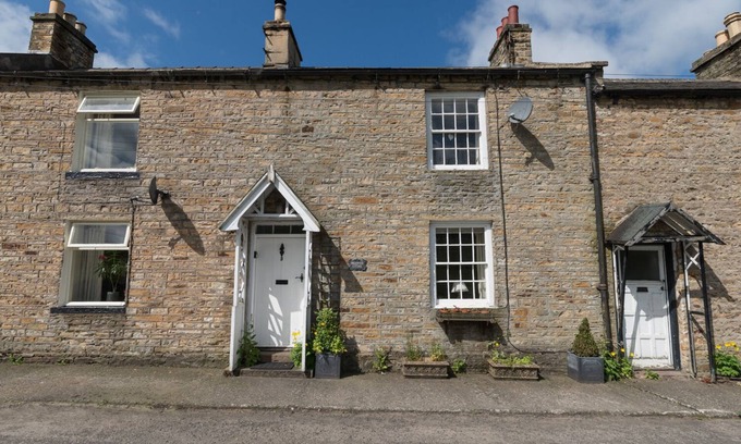 Allenheads Cottage | ENGLEWOOD COTTAGE, pet friendly, with open fire in Allenheads