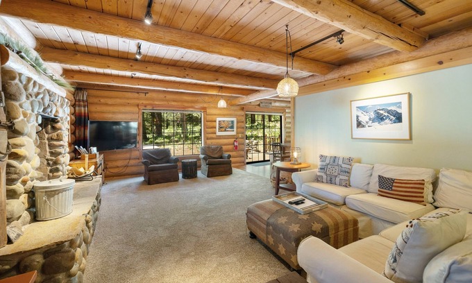 Truckee Cabin | Enjoy grilling under the pines and make family memories to last a lifetime!