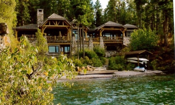 Finley Point Apartment | Enjoy lodge style private luxury with a secluded beach and cove.