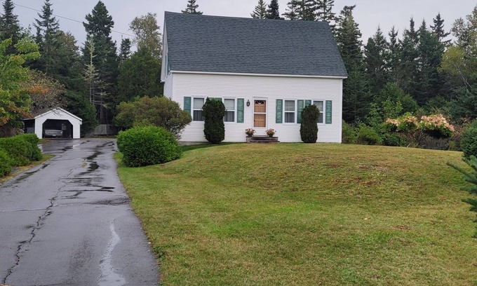 L'Etete House | Enjoy quiet, country living at Fisherman's Rest