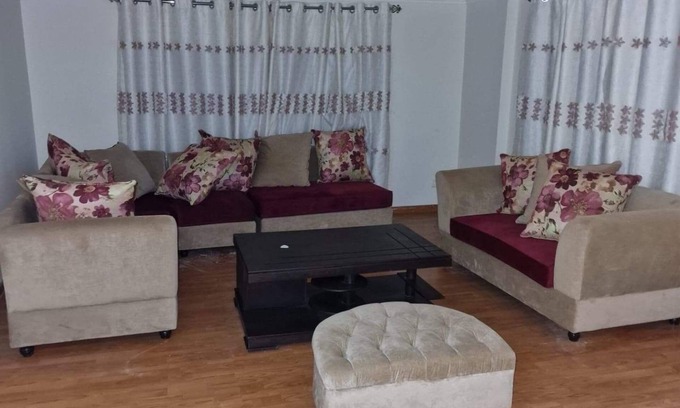 Khalde House | Enjoy the beach view, airport is so close only 10 min, malls are close and more!