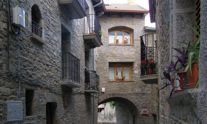 Camporrotuno Cottage | Enjoy your complete rural house in Camporrotuno, Aínsa Sobrarbe