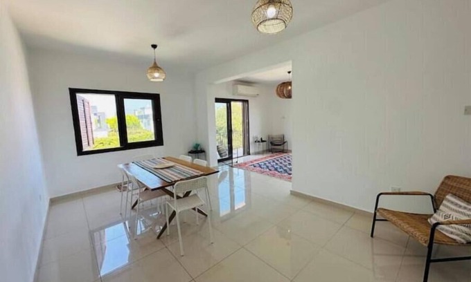 Politiko Apartment | Enjoyable 3-bedroom apartment in Kyrenia