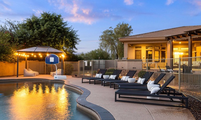 North Scottsdale House | *Entertainment backyard* Avifauna has is it all - Theater, Game room, and Relaxation!