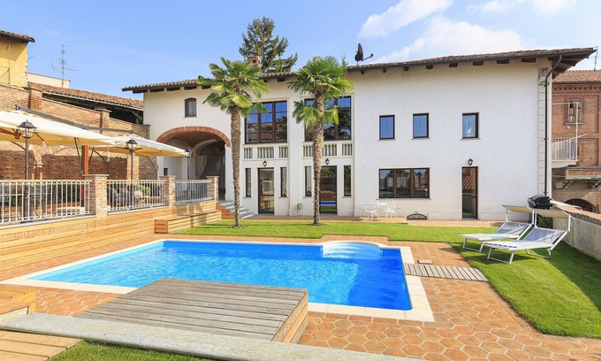 Gabiano Villa | Enticing villa with pool and lovely views over the vineyards! - Villa Teresa