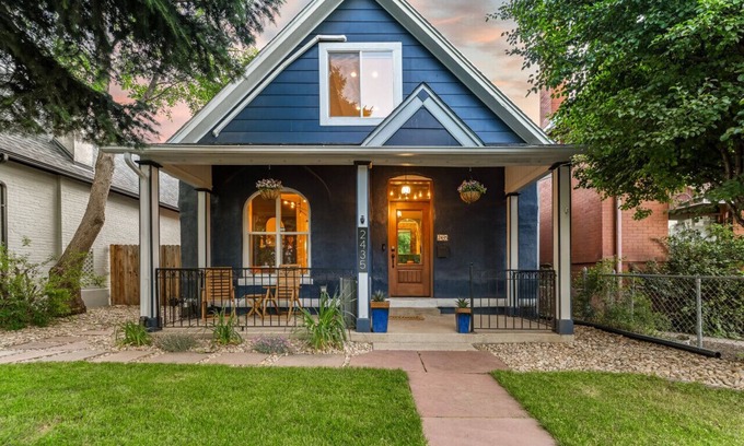 Whittier House | Entire 3BR House w/ hot tub, free parking, RINO/DT