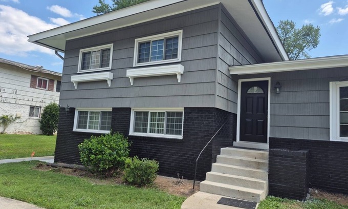 White Oak House | Entire 5 bedroom house near DC and Metro